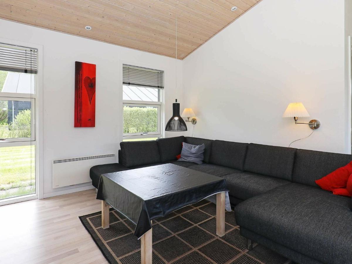 8 Person Holiday Home In Hals Exteriér fotografie