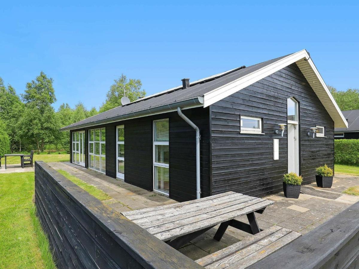 8 Person Holiday Home In Hals Exteriér fotografie